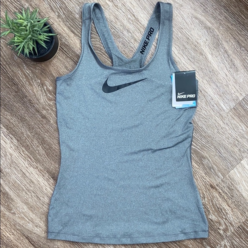 Nike tank top size S